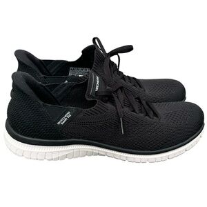 Skechers Swift Fit Black and White Sneakers 7 Slip On Lightweight